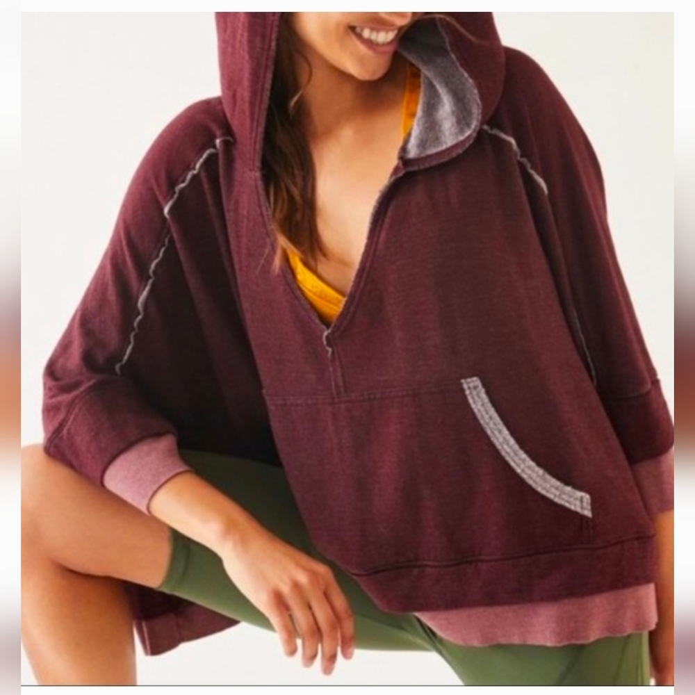 Free People Movement Bonfire Hoodie  relaxed-fit pullover featuring a Vneck Sz S